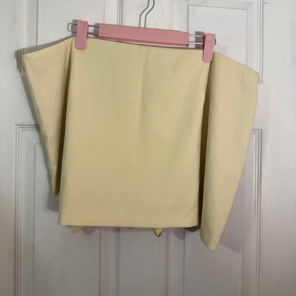 Yellow Skort - Picture 2 of 4